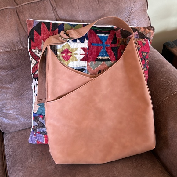 Universal Thread Handbags - Hobo Shoulder Bag
